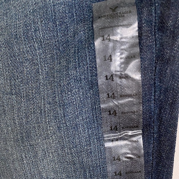 NWT American Eagle Outfitters Slouchy Skinny Relaxed Rise Stretch Denim - 14R - Picture 6 of 8